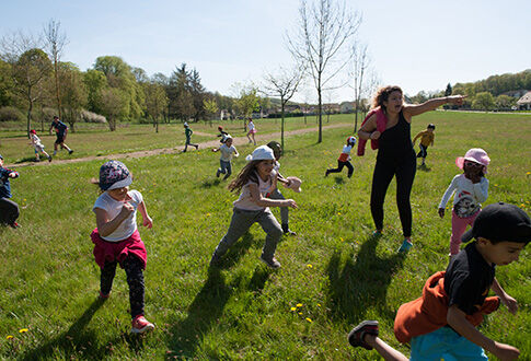 Jeu en plein air à Vaudeurs © Xavier Curtat