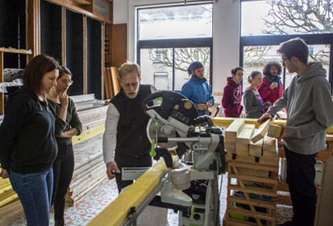 Atelier bois à La Tréso © Toufik Oulmi