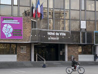 Accès à l'hôtel de ville