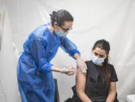 Vaccination Covid-19 au centre de Châtillon-Malakoff
